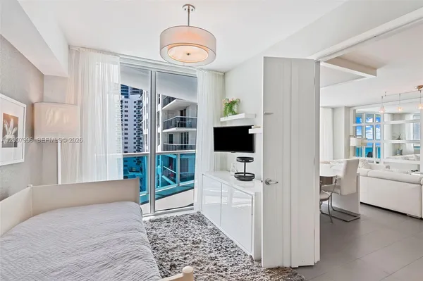 $7,500 | 2711 South Ocean Drive, Unit 606, Hollywood, FL 33019