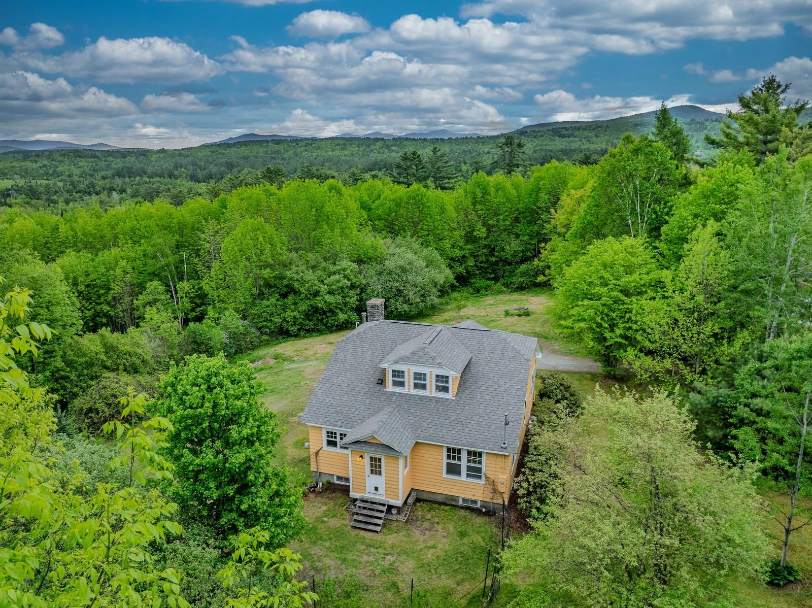 905 Main Street Bethlehem, NH 03574 - Photo 50 of 53