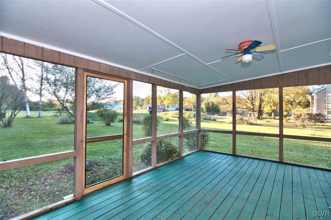 5257 Neola Road Stroudsburg, PA 18360 - Photo 22 of 50 Sunporch