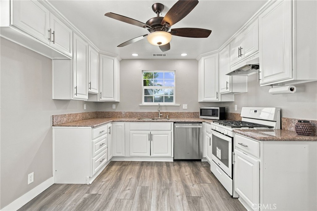 6815 Barcelona Way Riverside, CA 92504 - Photo 12 of 51 Gallery Image 12