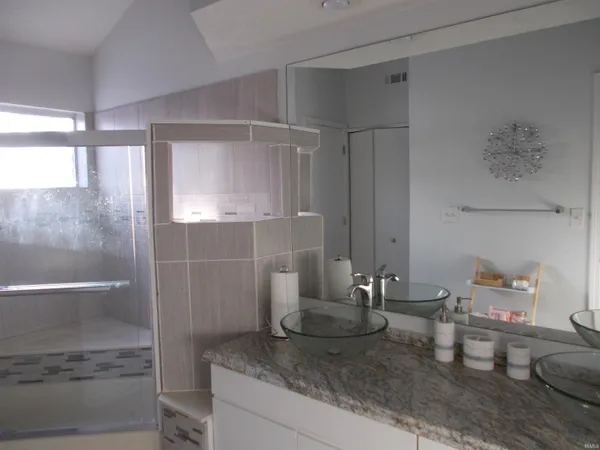 $164,900 | 1982 East Bay Pointe Drive, Unit C34, Bloomington, IN 47401
