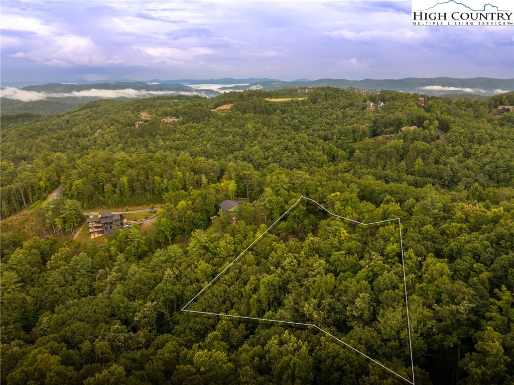 223 Red Cedar Road Boone, NC 28607 - Photo 3 of 50 Gallery Image 3