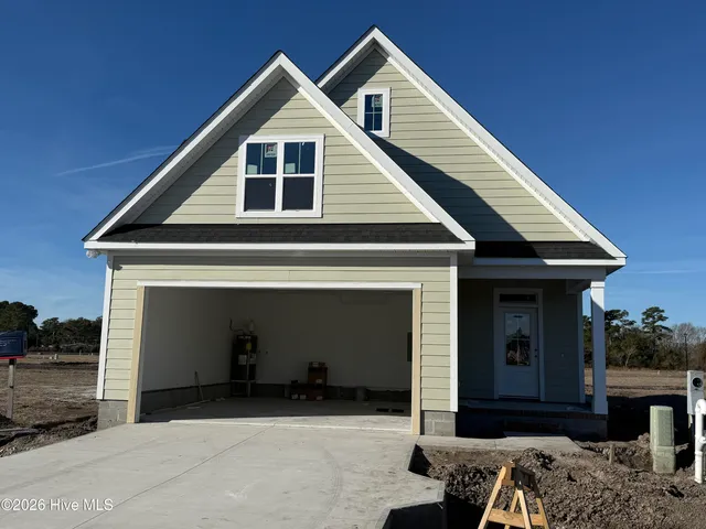 $519,900 | 102 Golden Finch Drive, Beaufort, NC 28516