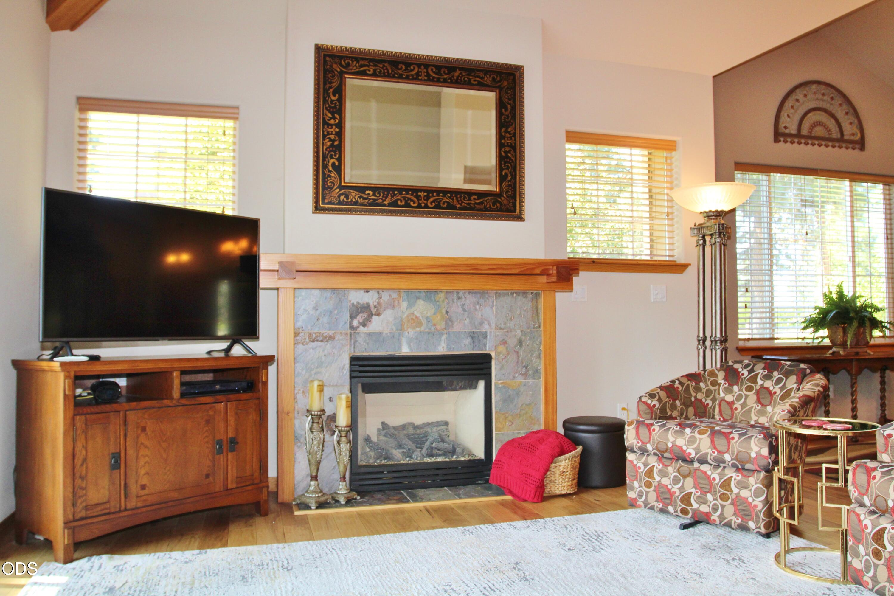 5010 Sora Loop Klamath Falls, OR 97601 - Photo 16 of 80