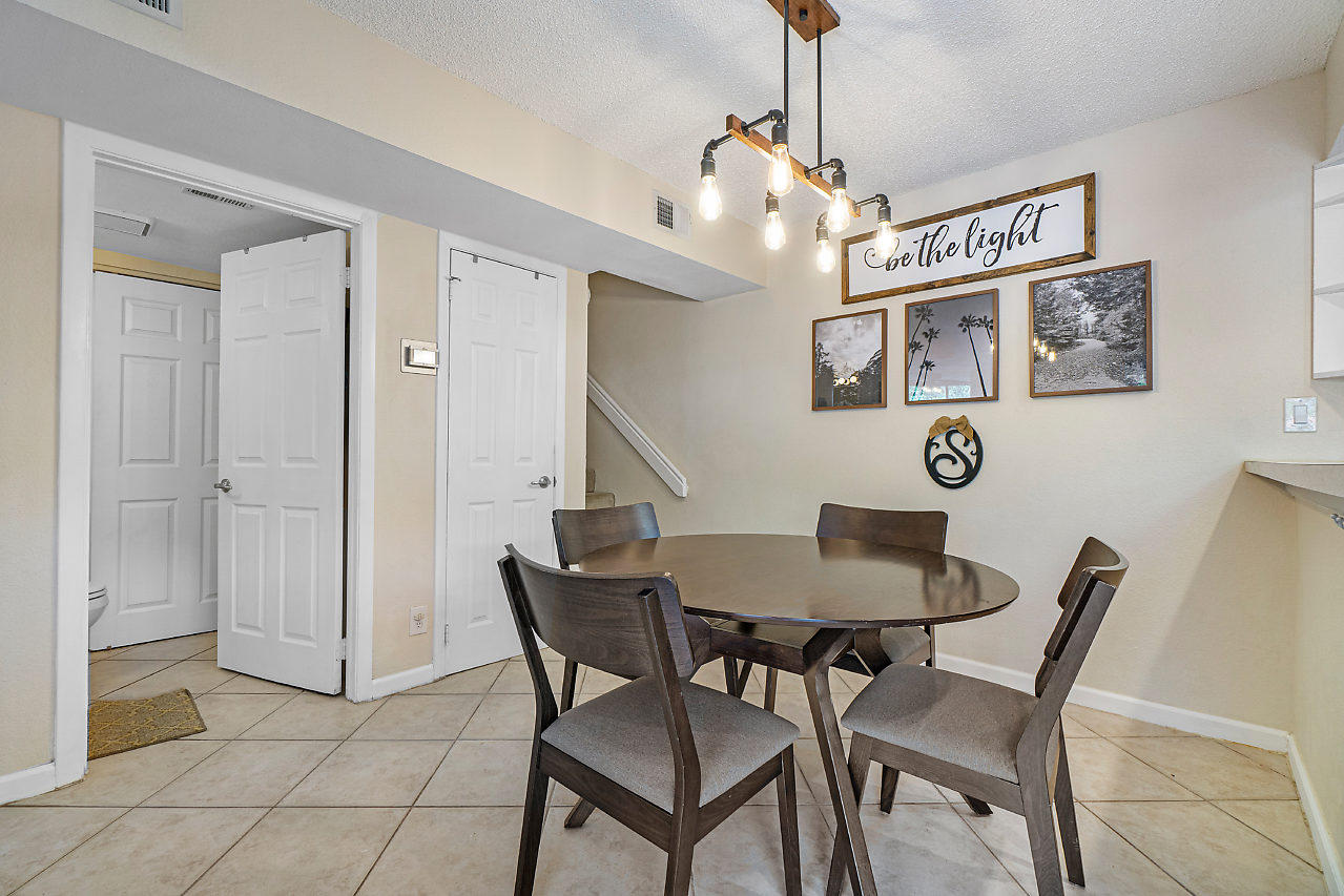 8279 Severn Drive, Unit B Boca Raton, FL 33433 - Photo 11 of 33 012-8279SevernDr-BocaRaton-FL-small