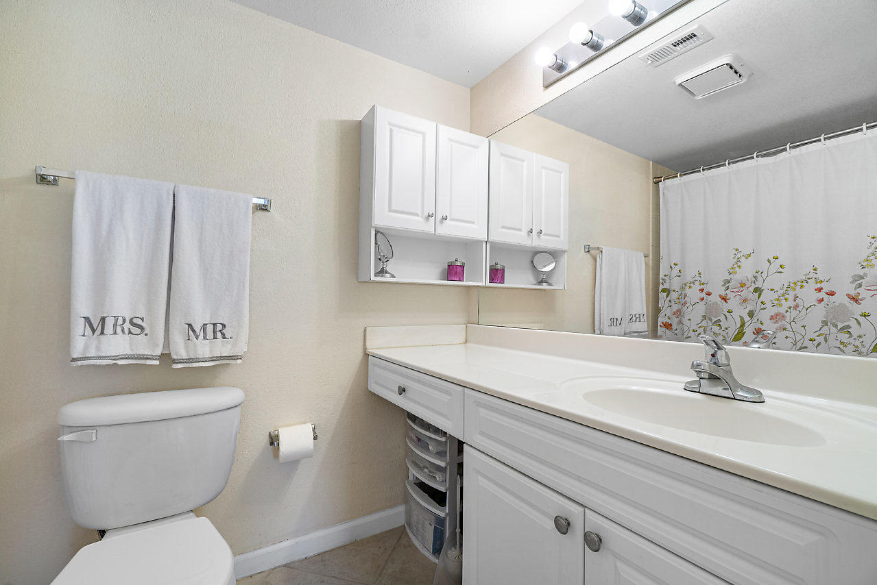 8279 Severn Drive, Unit B Boca Raton, FL 33433 - Photo 19 of 33 022-8279SevernDr-BocaRaton-FL-small