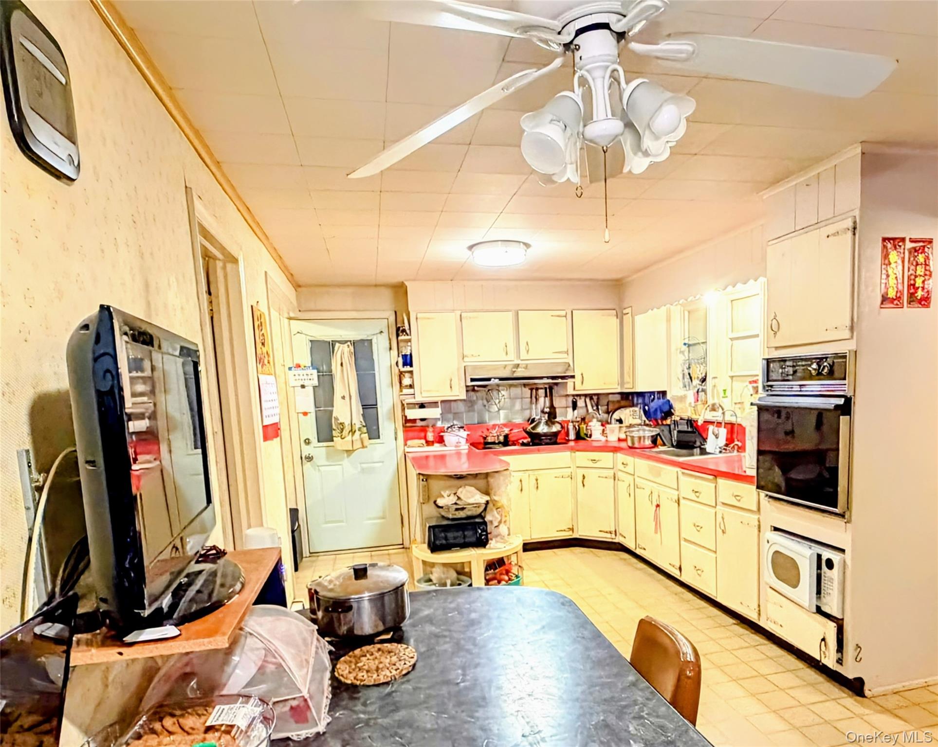 537 Ryders Lane East Brunswick, NJ 08816 - Photo 7 of 13 a view of a room with gym equipment