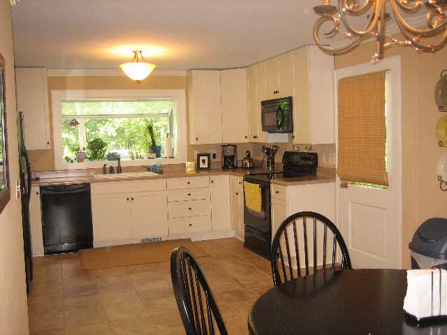 107 Godfrey Road Simpsonville, SC 29681 - Photo 2 of 15 Gallery Image 2