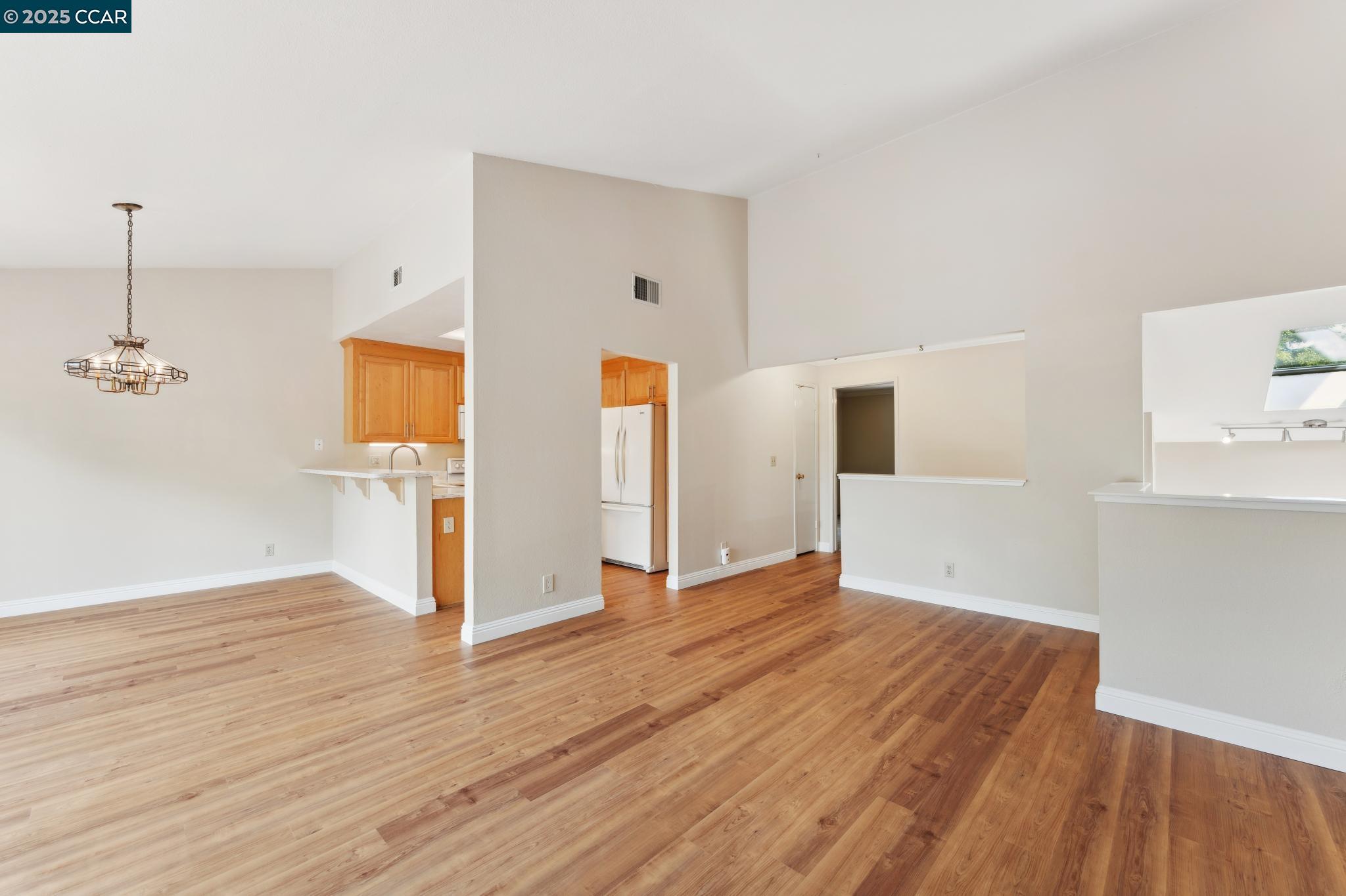 2480 Heatherleaf Lane Martinez, CA 94553 - Photo 12 of 60