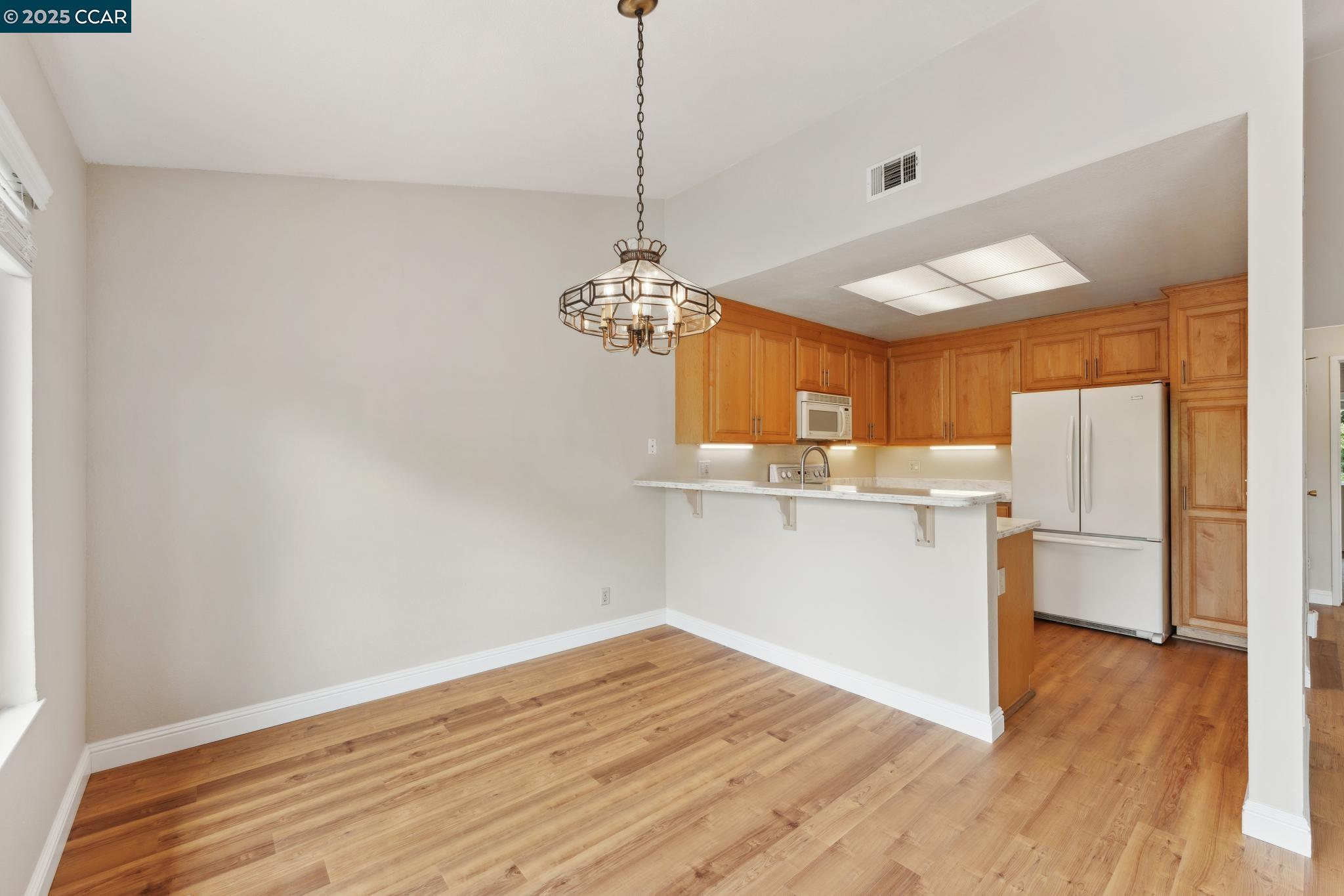 2480 Heatherleaf Lane Martinez, CA 94553 - Photo 15 of 60