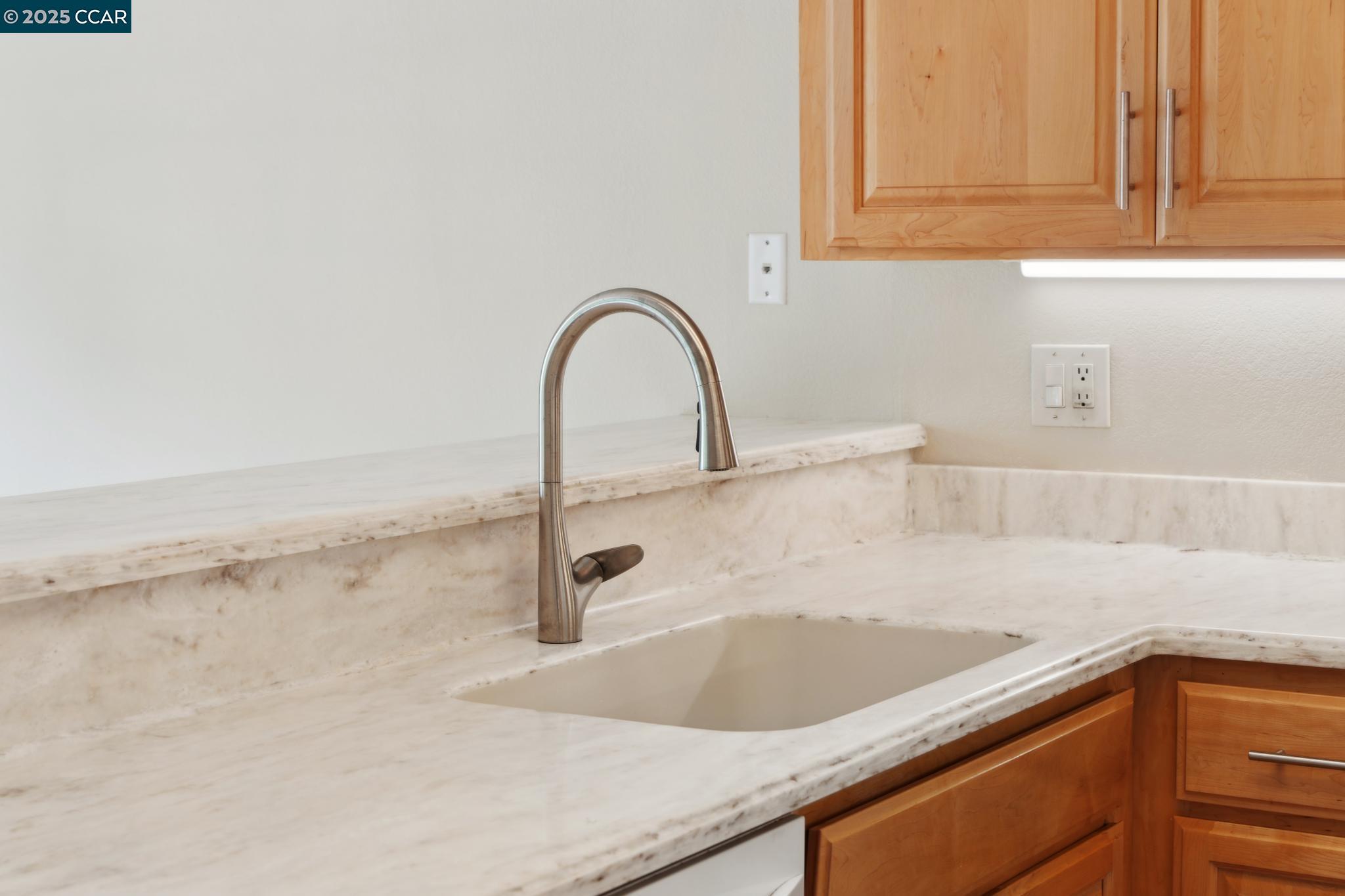 2480 Heatherleaf Lane Martinez, CA 94553 - Photo 26 of 60