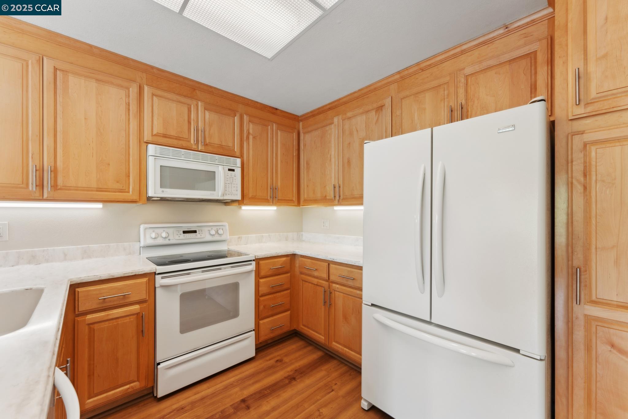 2480 Heatherleaf Lane Martinez, CA 94553 - Photo 27 of 60