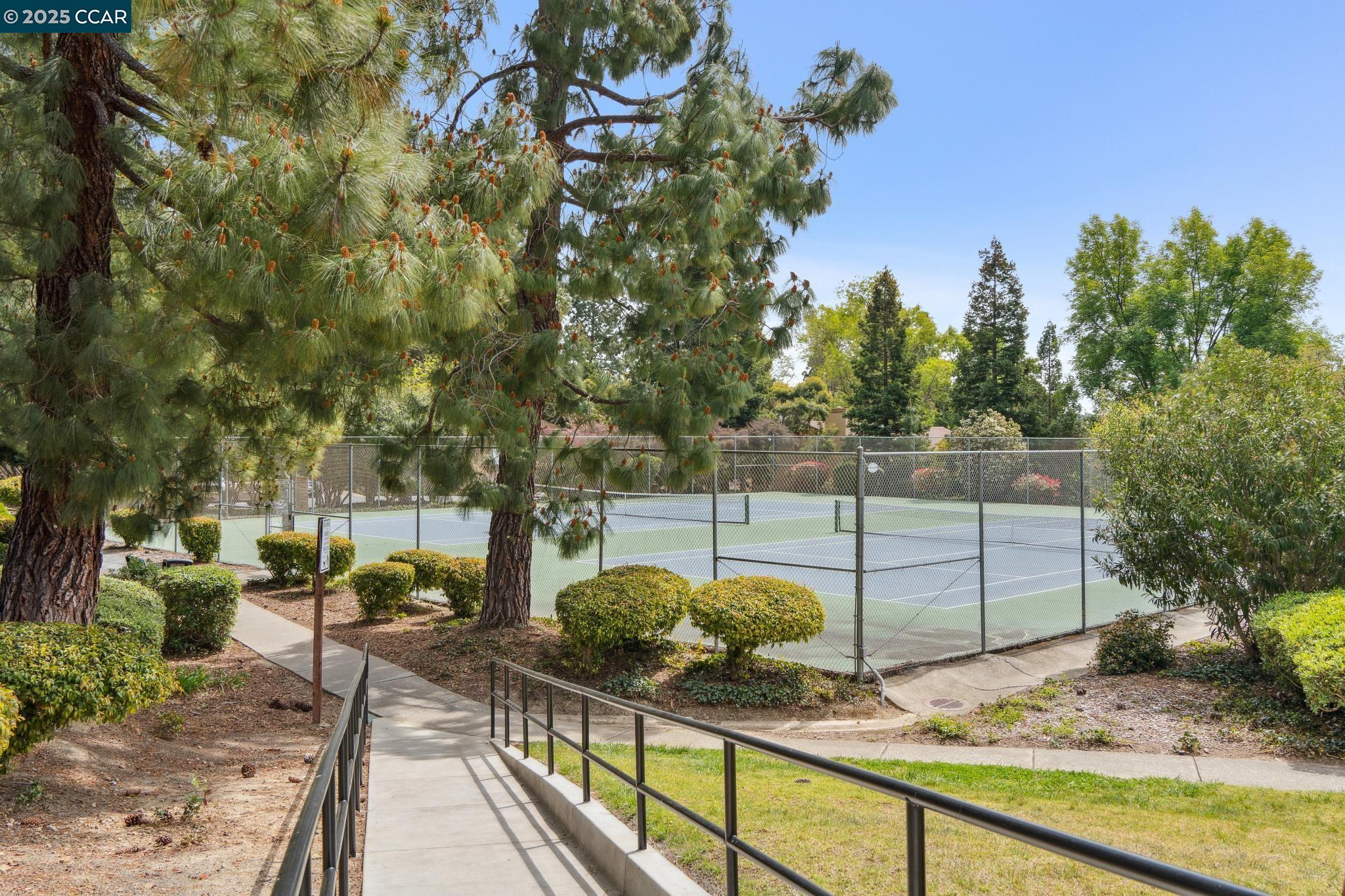 2480 Heatherleaf Lane Martinez, CA 94553 - Photo 57 of 60