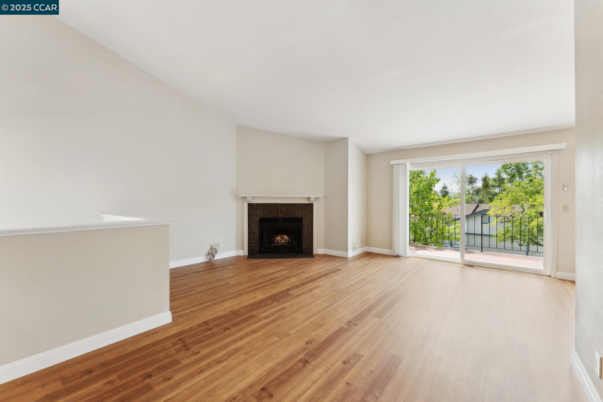 2480 Heatherleaf Lane Martinez, CA 94553 - Photo 9 of 60