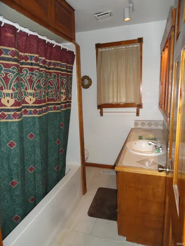 $184,900 | 7346 Main Street, Wadesville, IN 47638