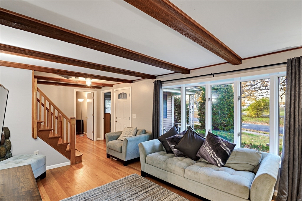 161 Fernbank Road Springfield, MA 01129 - Photo 8 of 23