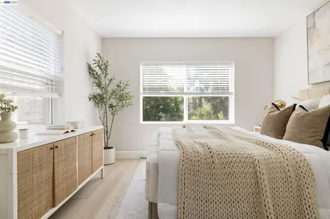 $1,095,000 | 3954 Forest Hill Avenue, Oakland, CA 94602