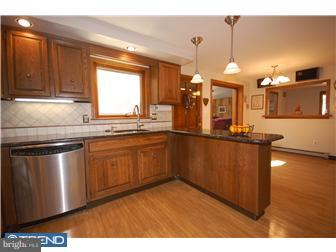 404 Crest Road Oreland, PA 19075 - Photo 6 of 12 Kitchen