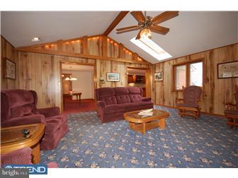 404 Crest Road Oreland, PA 19075 - Photo 8 of 12 Family Room