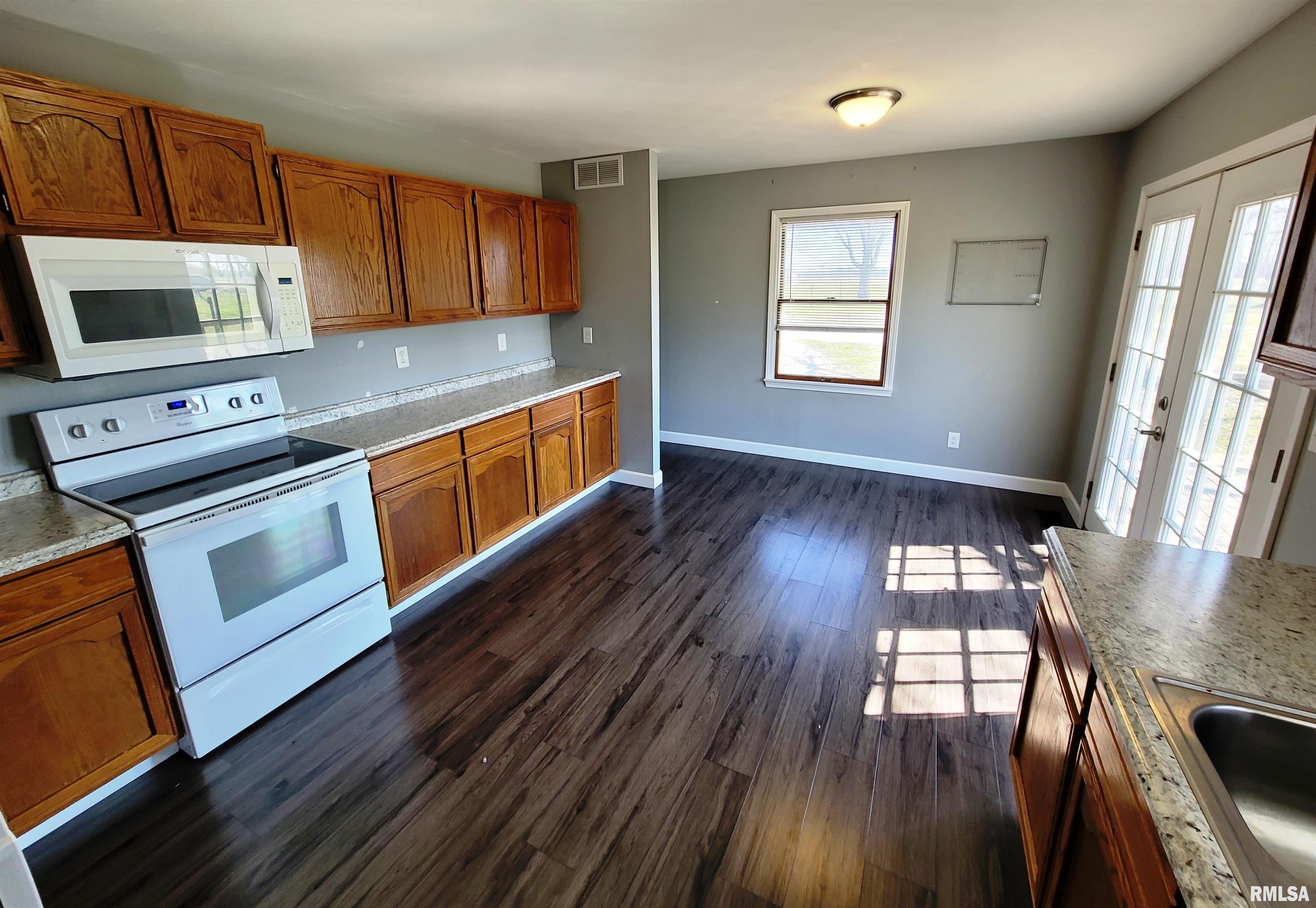 5148 Tonti Road Salem, IL 62881 - Photo 12 of 37