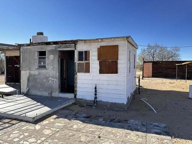 1331 Leeds Road Joshua Tree, CA 92252 - Photo 15 of 19 20221116202417777026000000-o