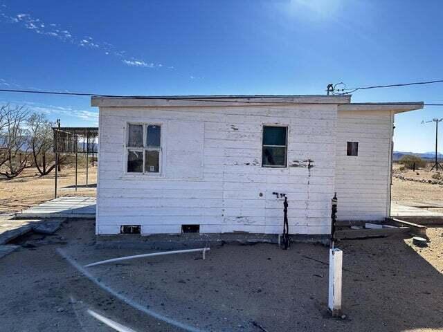 1331 Leeds Road Joshua Tree, CA 92252 - Photo 17 of 19 20221116202448656342000000-o
