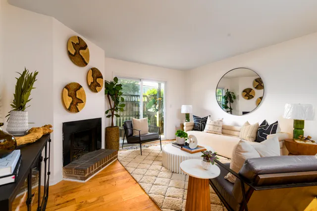 $293,000 | 1402 Camp Road, Unit 10D, Charleston, SC 29412