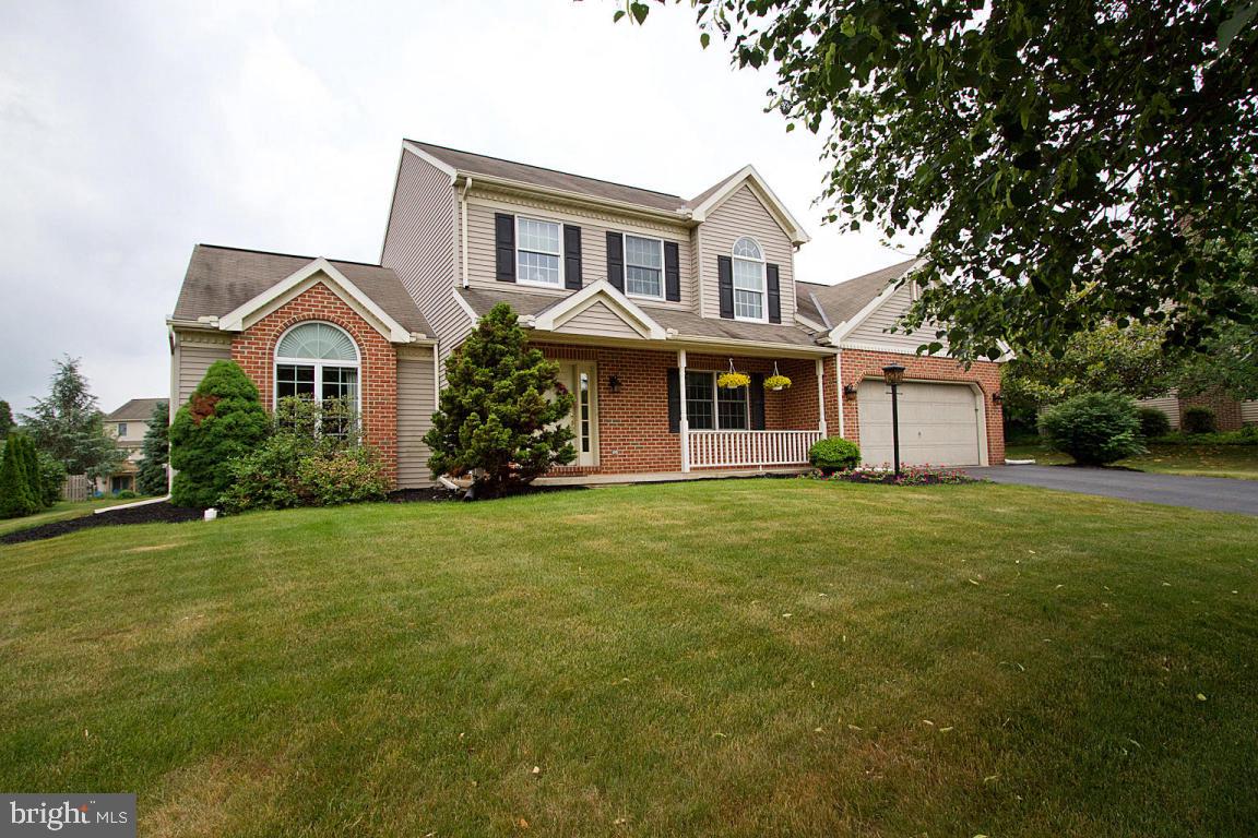 656 Laurel Avenue Lititz, PA 17543 - Photo 2 of 52