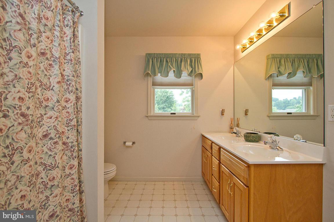 656 Laurel Avenue Lititz, PA 17543 - Photo 41 of 52