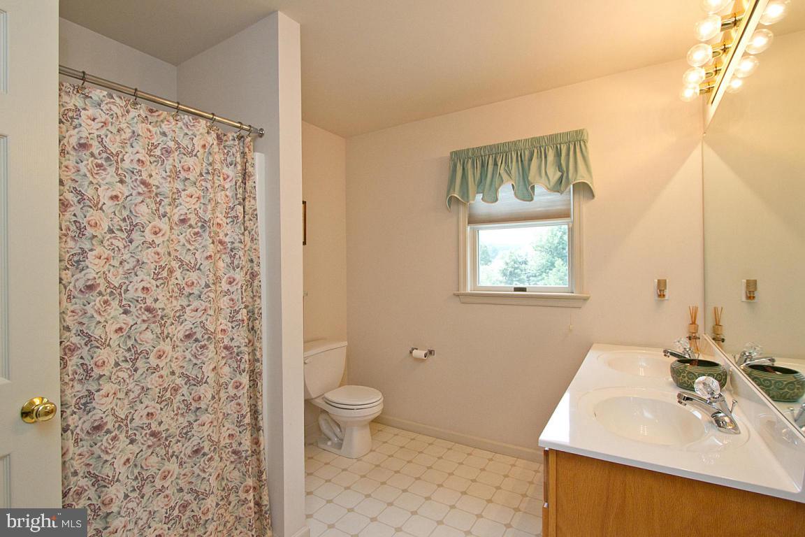 656 Laurel Avenue Lititz, PA 17543 - Photo 43 of 52