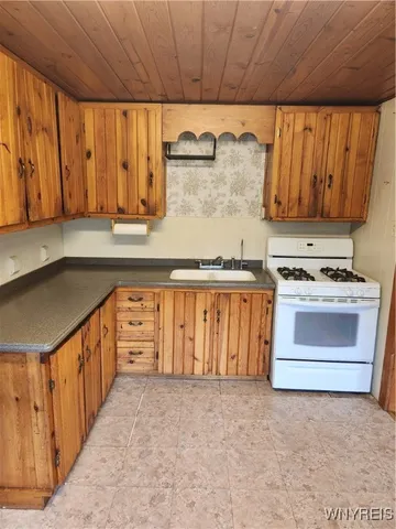 $199,900 | 6671 Olean Road, Wales, NY 14139