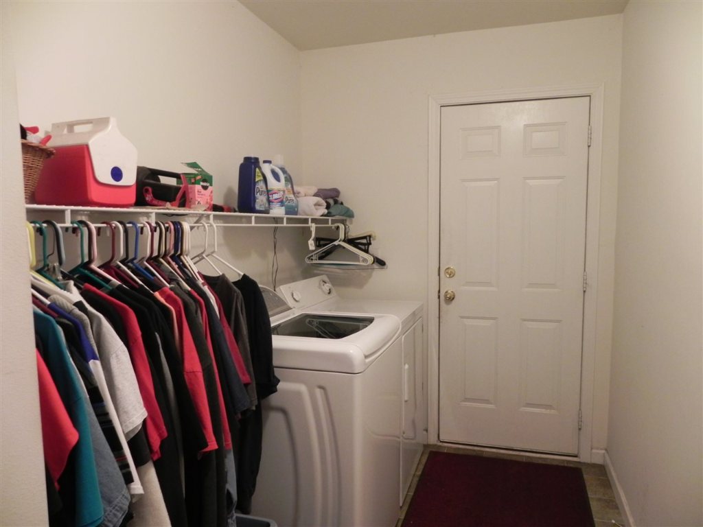 127 St James Court Anderson, SC 29621 - Photo 28 of 32 Gallery Image 28