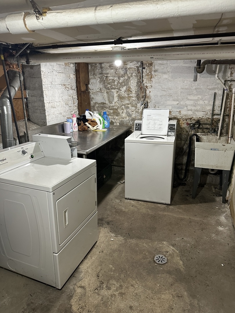 2750 West Augusta Boulevard, Unit 3F Chicago, IL 60622 - Photo 3 of 15