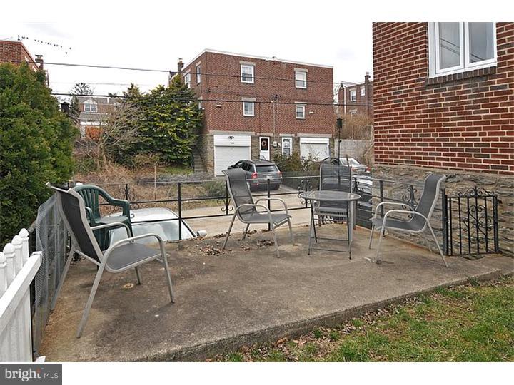 585 Pedley Road Philadelphia, PA 19128 - Photo 18 of 18 Patio