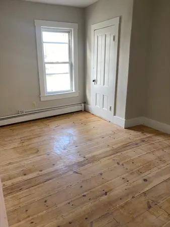 $3,100 | 96 Midland Street, Unit 1, Lowell, MA 01851