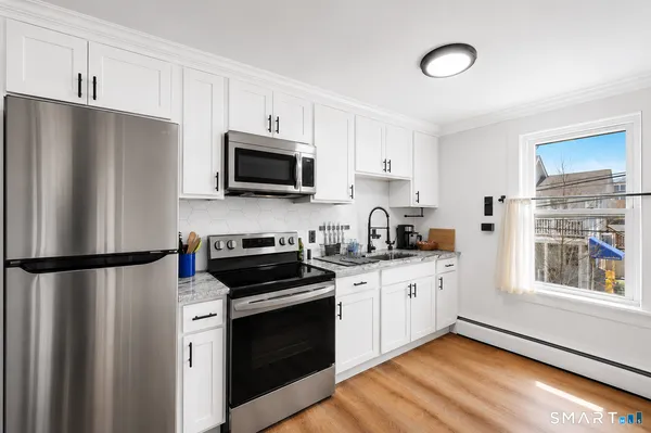 $3,250 | 3 Pearl Street, Unit D, Groton, CT 06355