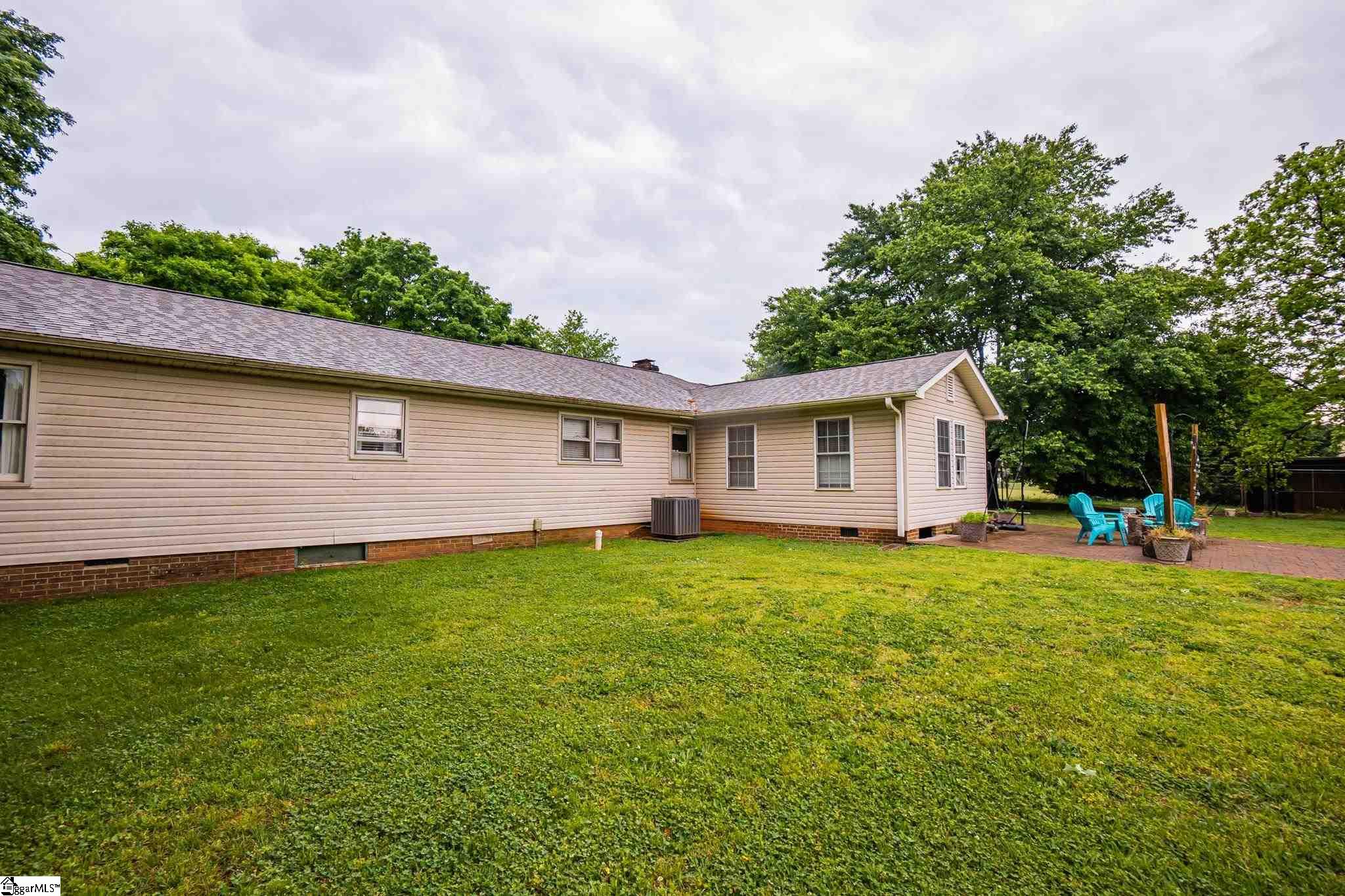 1761 Abner Creek Road Greer, SC 29651 - Photo 3 of 36 Gallery Image 3