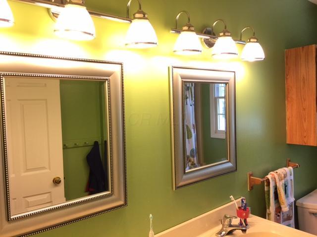 3060 Wheeling Road Northeast Lancaster, OH 43130 - Photo 16 of 28 Gallery Image 16
