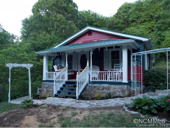 568 Patton Cove Road Swannanoa, NC 28778 - Photo 1 of 24 Gallery Image 1