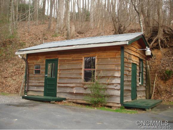 568 Patton Cove Road Swannanoa, NC 28778 - Photo 21 of 24 Gallery Image 21