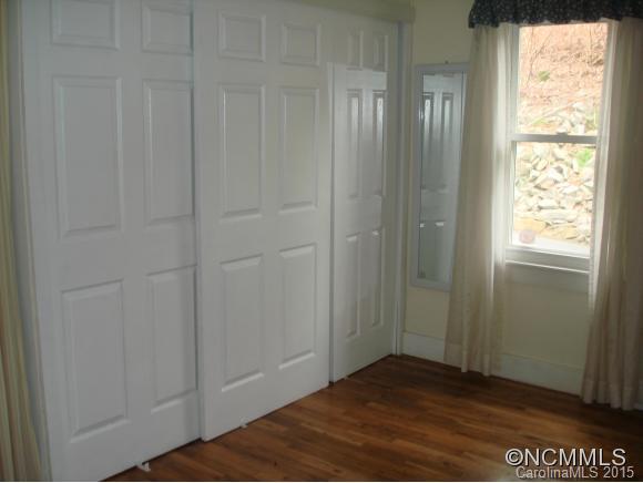 568 Patton Cove Road Swannanoa, NC 28778 - Photo 7 of 24 Gallery Image 7
