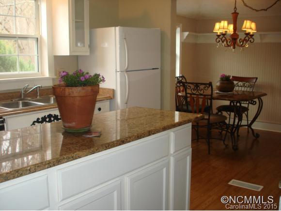 568 Patton Cove Road Swannanoa, NC 28778 - Photo 8 of 24 Gallery Image 8