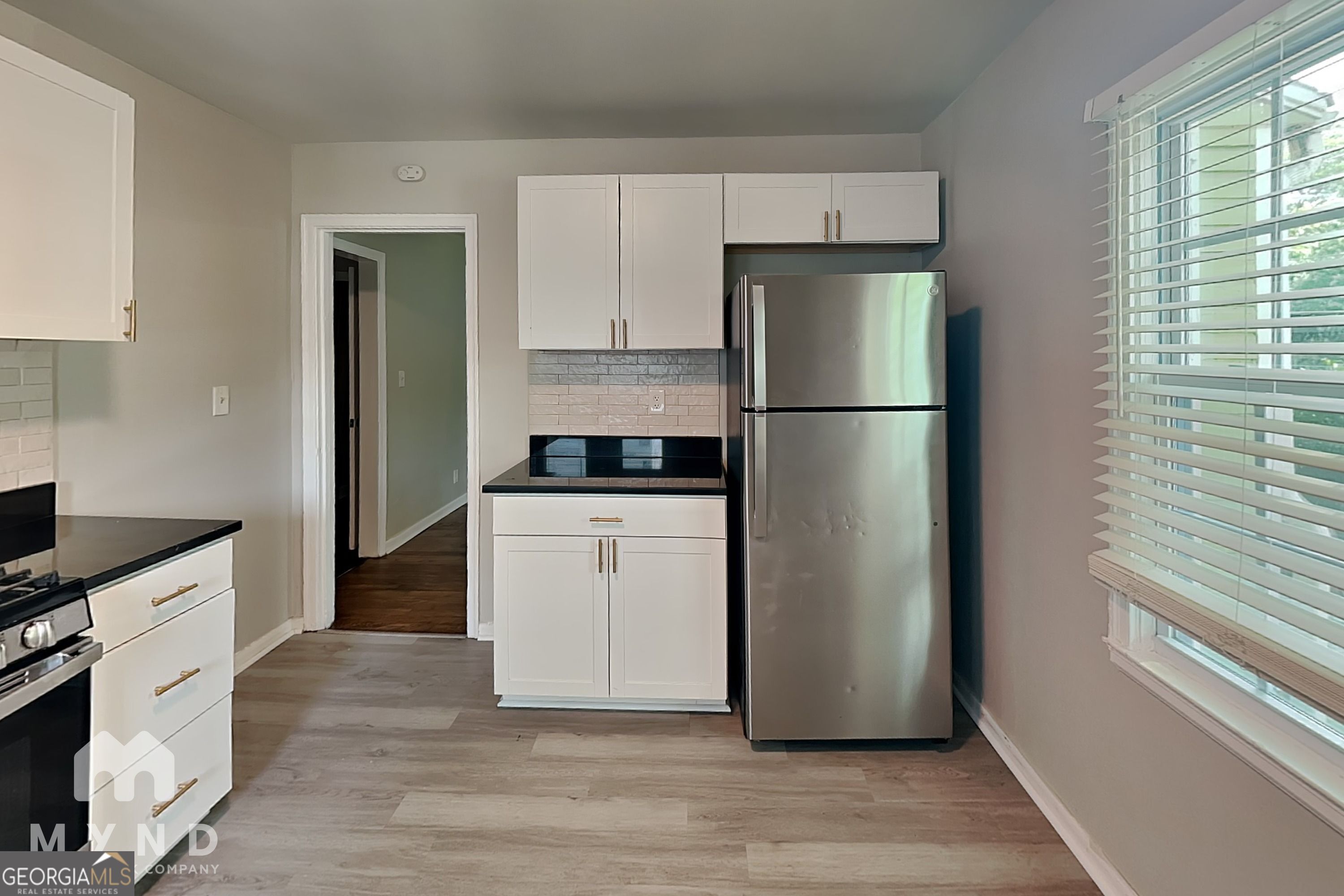 1319 Campbellton Road Southwest Atlanta, GA 30310 - Photo 7 of 14 Gallery Image 7