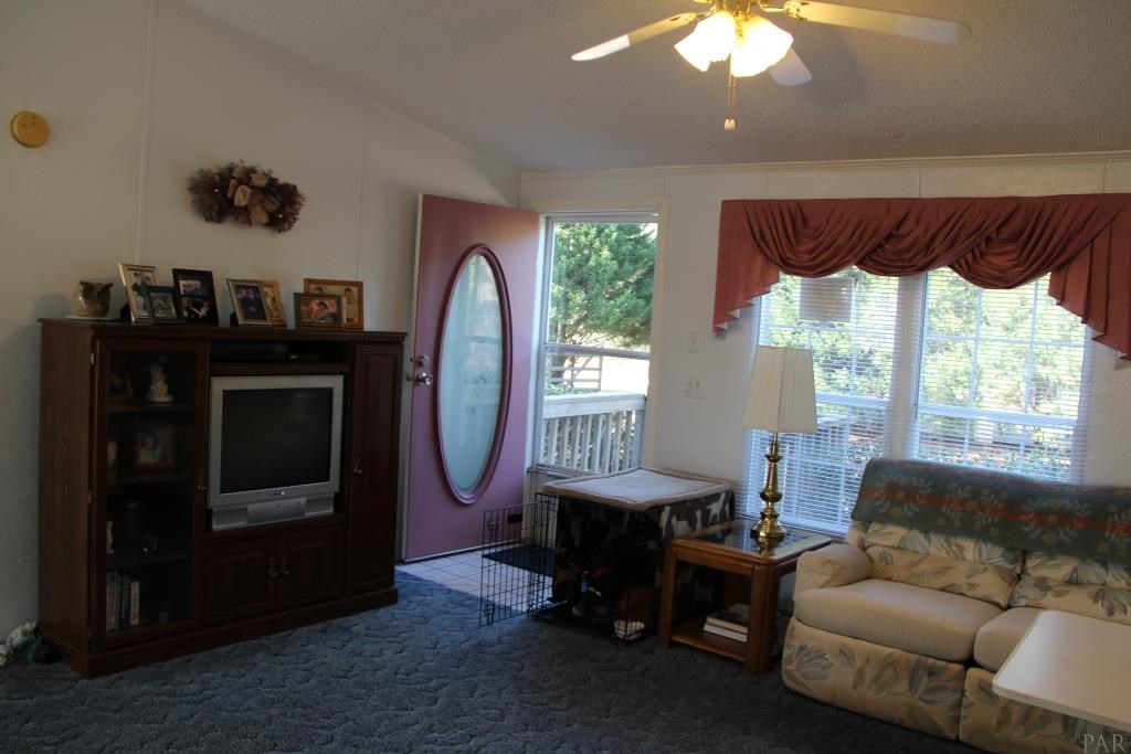 6124 Riverchase Road Milton, FL 32583 - Photo 17 of 49 Gallery Image 17