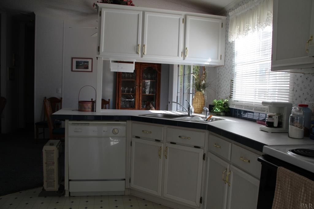 6124 Riverchase Road Milton, FL 32583 - Photo 20 of 49 Gallery Image 20