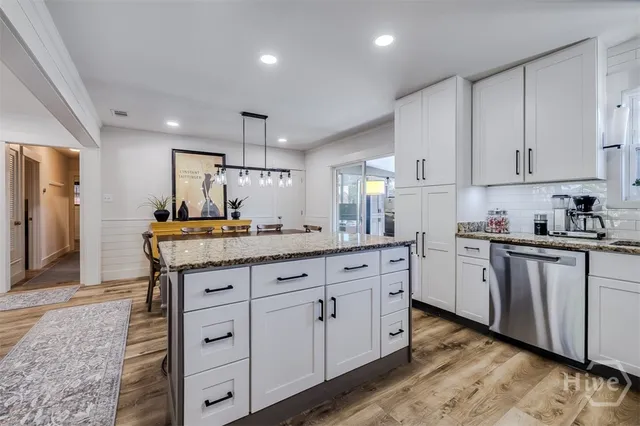 $395,000 | 7209 Van Buren Avenue, Savannah, GA 31406