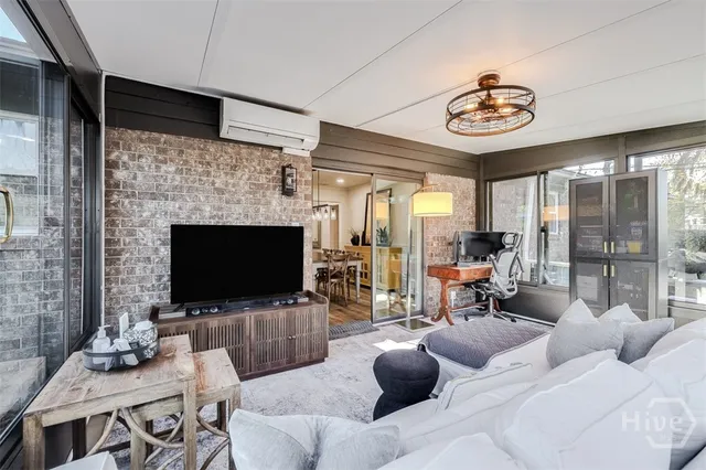 $395,000 | 7209 Van Buren Avenue, Savannah, GA 31406