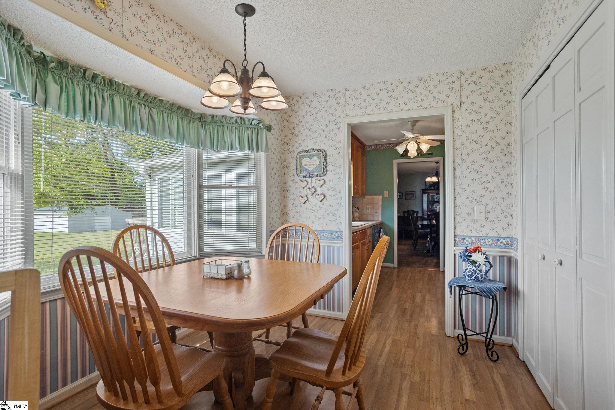 2604 Roper Mountain Road Simpsonville, SC 29681 - Photo 21 of 43