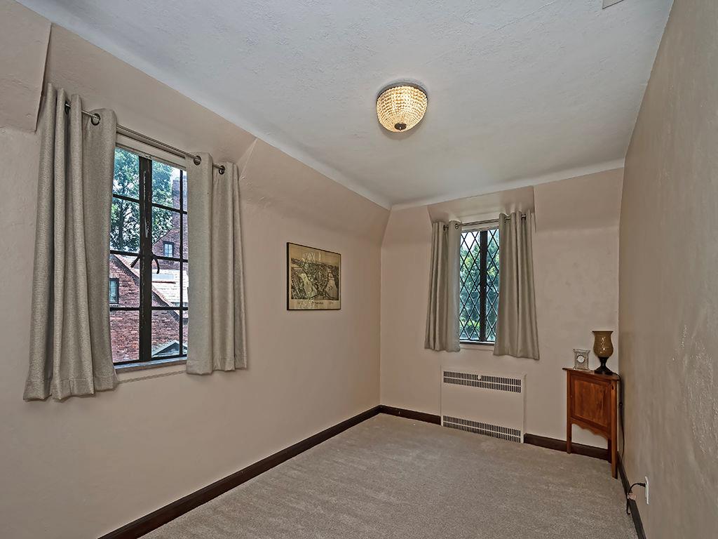 1247 Washington Road Pittsburgh, PA 15228 - Photo 20 of 32
