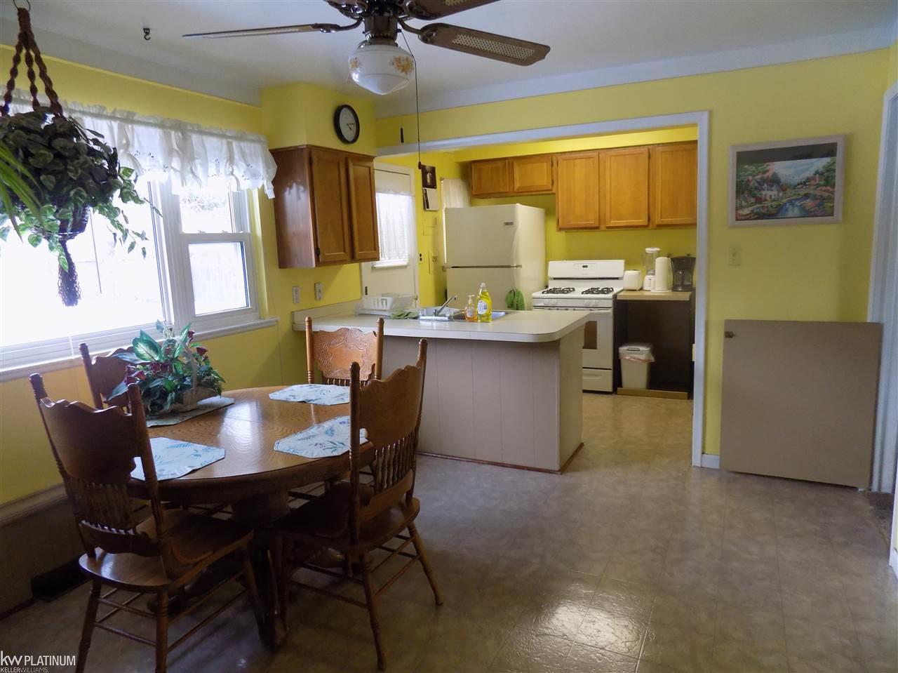 51156 Fairchild Road Chesterfield, MI 48051 - Photo 14 of 32